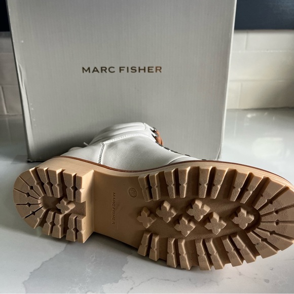 Marc Fisher Womens Mallie 3 Ivory Lace Up Round Toe Winter Boot New With Box 8.5 - Picture 8 of 13